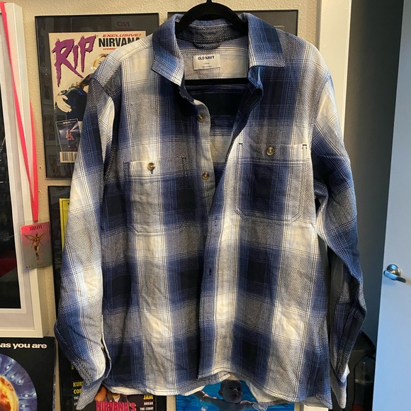 Old Navy Men's Blue Plaid Shirt - Picture 1 of 4